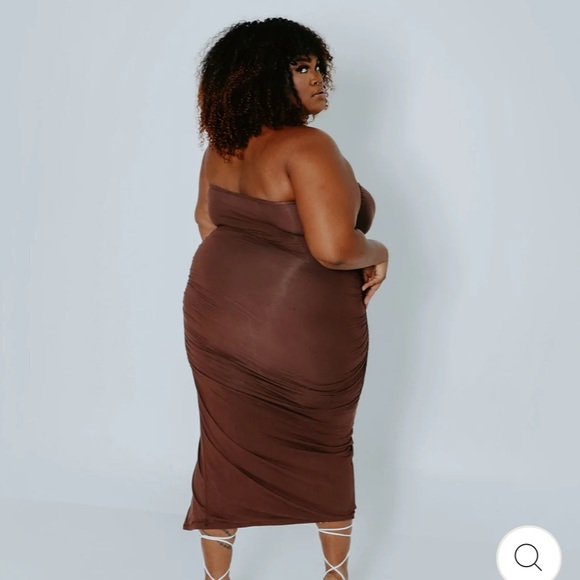 💥LAST ONE💥NWT Klassy network tube top brami dress size Medium - Picture 3 of 6